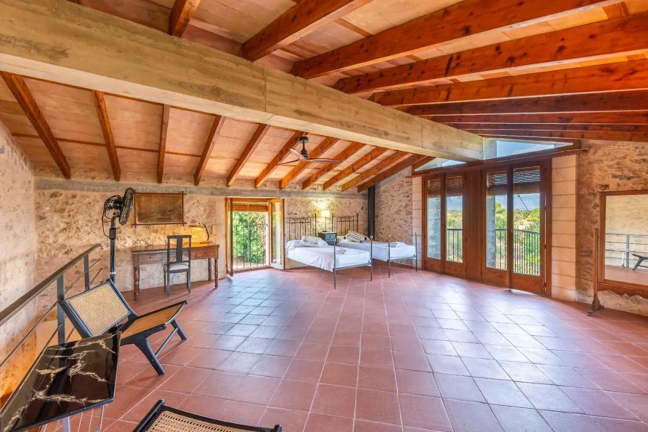 Sencelles - 39980 Mallorca Spain